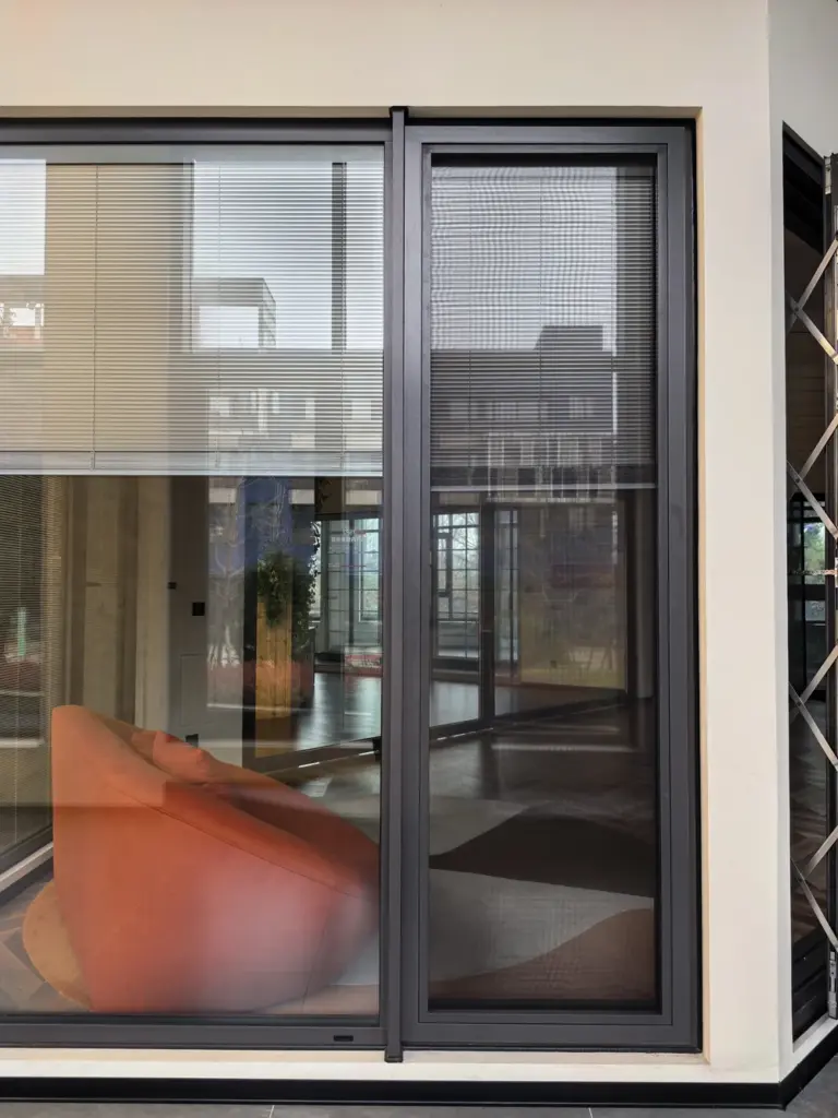 18 Inward tilting and opening aluminum window