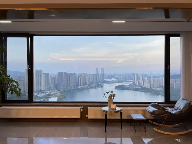 3 River Sea Shore View High-end Apartment aluminum casement window
